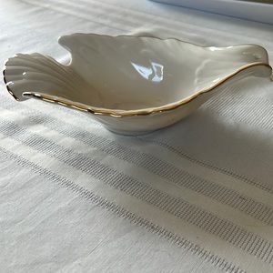 Lenox Dove Dish